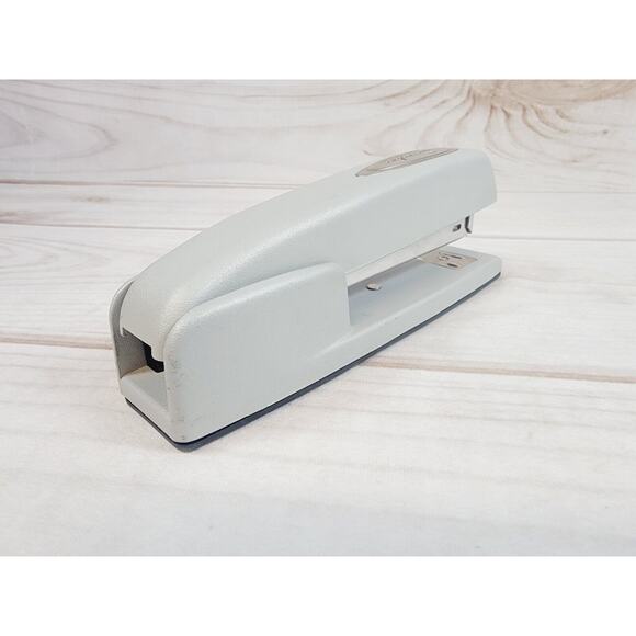 Swingline, Grey 747 Desktop Stapler, 30 Sheet, Durable Metal Stapler HEAVY DUTY - Picture 6 of 13